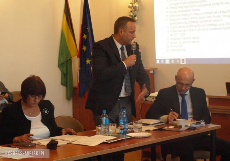 Powiatowa sesja budżetowa