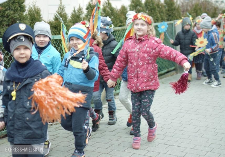 Pochód przedszkolaków w Środzie Śląskiej