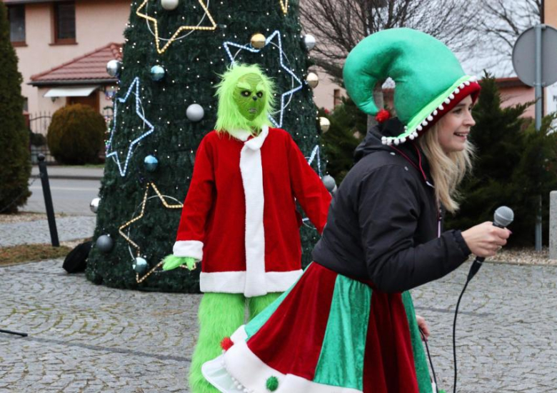 Uroczyste rozświetlenie świątecznej choinki