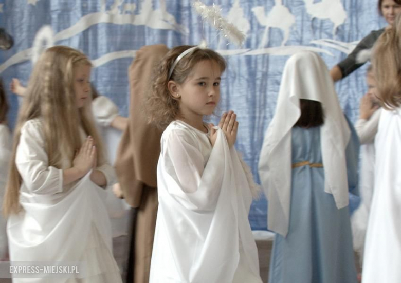 Przedszkolaki z Przedszkola "Pod Topolą" w Środzie Śląskiej