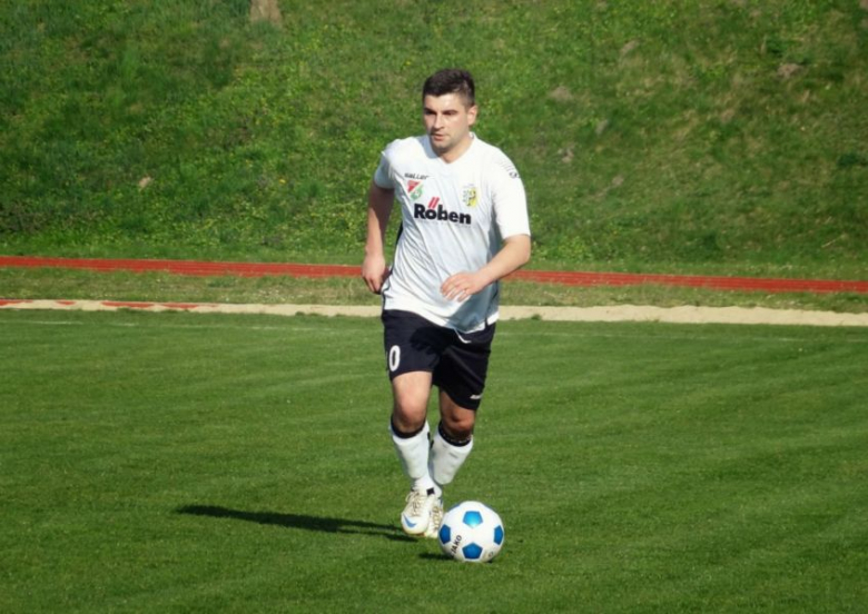 Średzianie tylko zremisowali 1:1 z Orłem Sadków, choć do przerwy prowadzili 1:0 po golu Marcina Kula