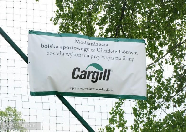 Nowe boisko w Ujeździe Górnym