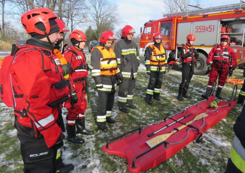 Szkolenie strażaków na Kajakach