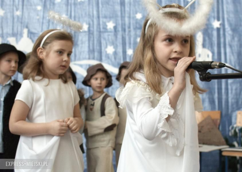 Przedszkolaki z Przedszkola "Pod Topolą" w Środzie Śląskiej