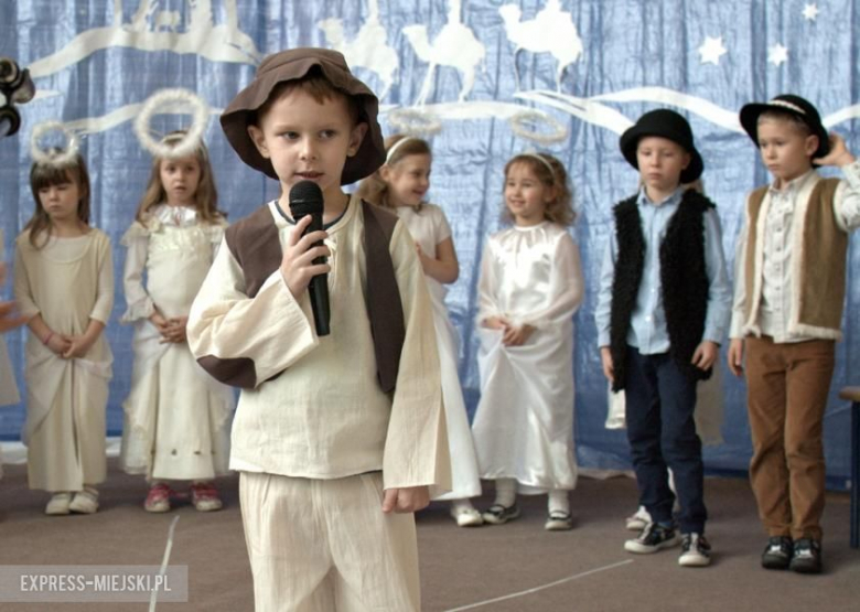 Przedszkolaki z Przedszkola "Pod Topolą" w Środzie Śląskiej