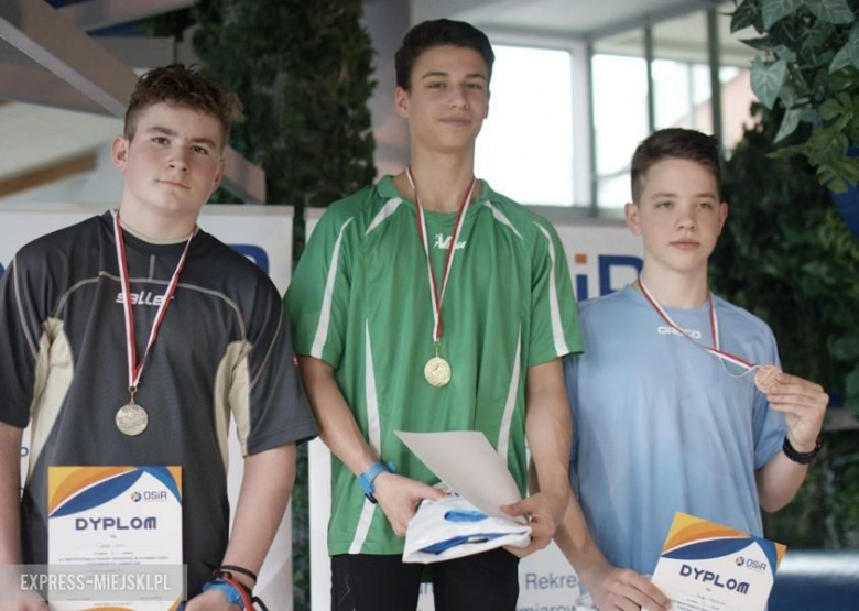 V Mistrzostwa Powiatu Średzkiego w pływaniu 