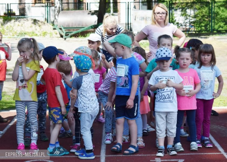 Przedszkolaki wzięły udział w maratonie