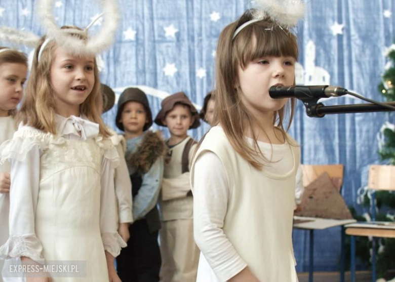 Przedszkolaki z Przedszkola "Pod Topolą" w Środzie Śląskiej