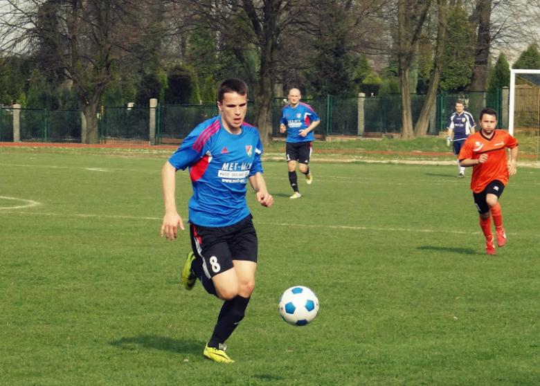 Polonia, choć przegrywała już po pierwszych kilku minutach 0:2 to zdołała doprowadzić do remisu