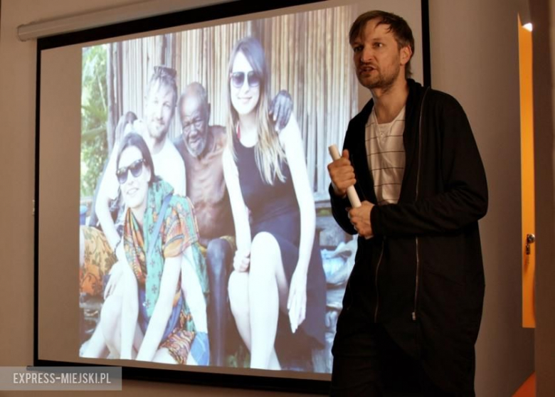 Spotkanie z dziennikarzem w średzkiej bibliotece