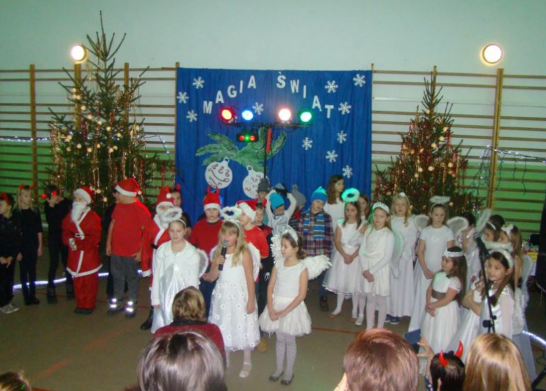 Jarmark świąteczny w Lutyni