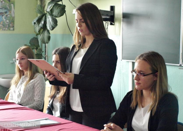 Sesja rocznicowa Młodzieżowej Rady Powiatu Średzkiego