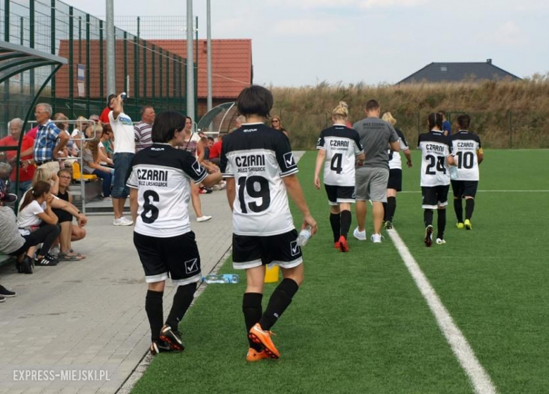 Debiutancki mecz "Skarbów"