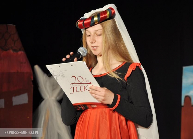 Przedstawienie teatralne w średzkim domu kultury