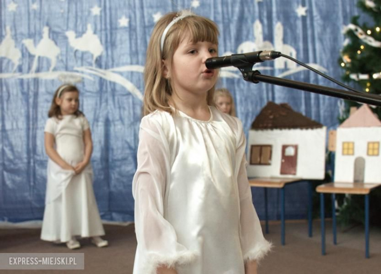 Przedszkolaki z Przedszkola "Pod Topolą" w Środzie Śląskiej