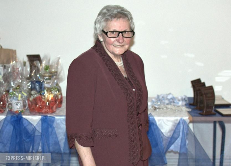 Podziękowania otrzymało około 100 osób