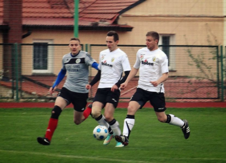 Średzianie tylko zremisowali 1:1 z Orłem Sadków, choć do przerwy prowadzili 1:0 po golu Marcina Kula