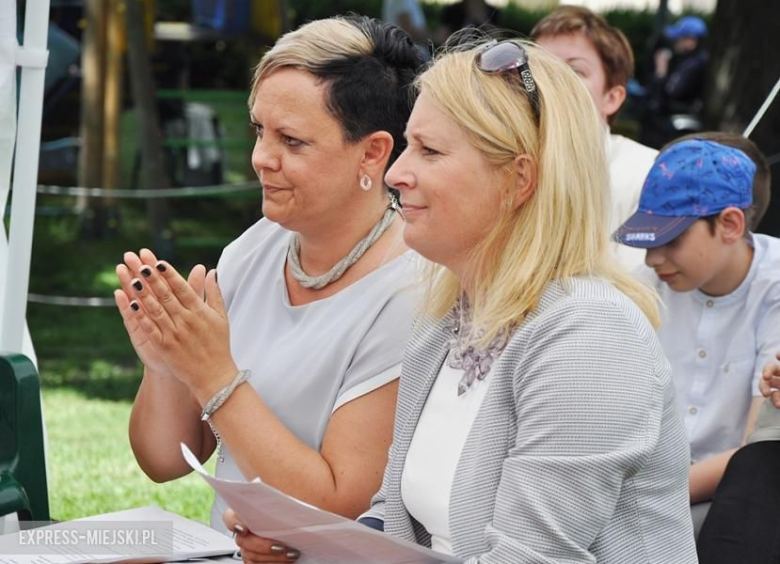 Uroczystości nadania imienia SOSw w Środzie Śląskiej