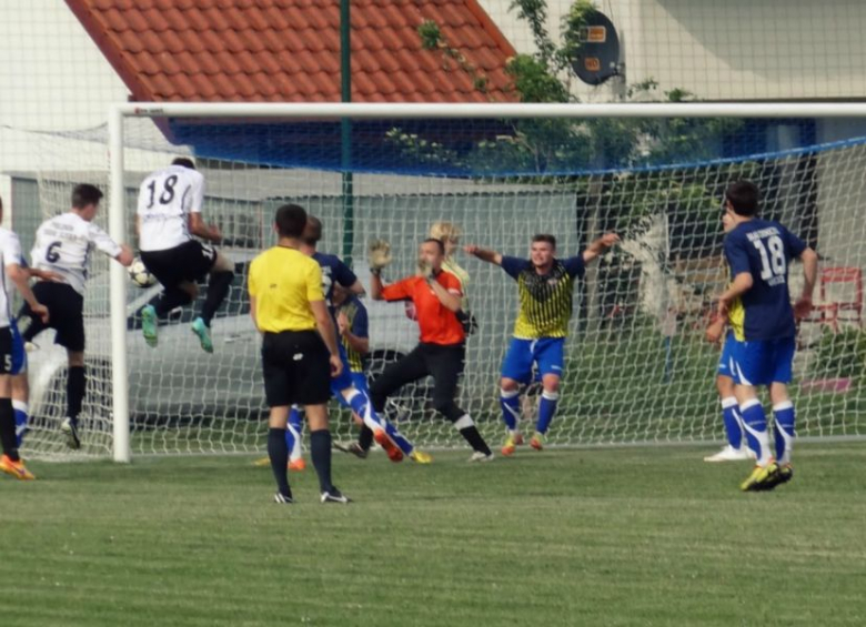 Zjednoczeni Ławięcice 3:1 (2:1) Polonia Środa Śląska