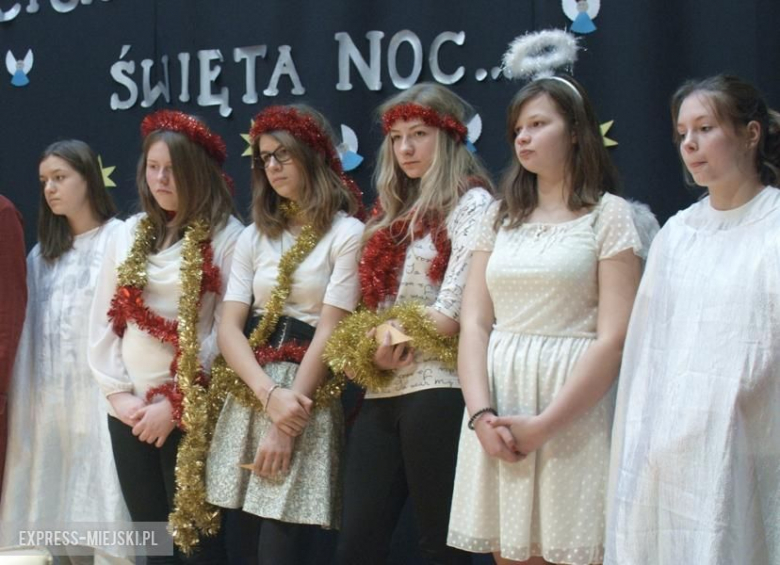 Jasełka w wykonaniu gimnazjalistów