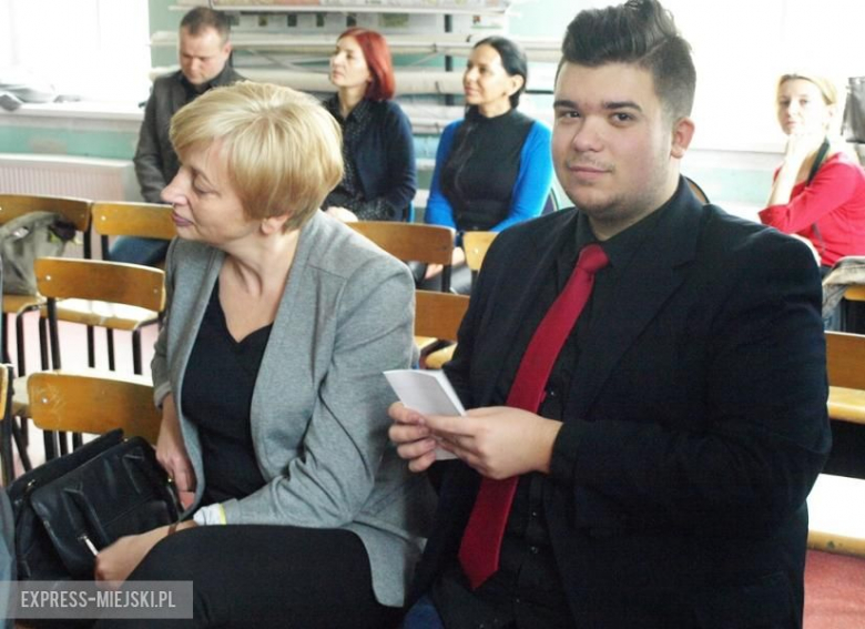 Sesja rocznicowa Młodzieżowej Rady Powiatu Średzkiego