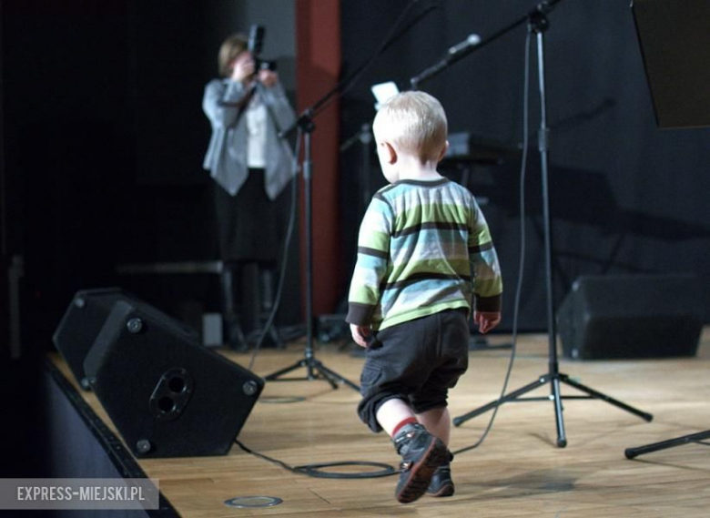 Koncert w Domu Kultury w Środzie Sląskiej