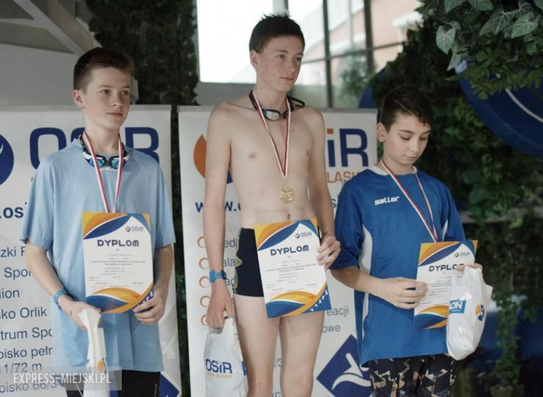 V Mistrzostwa Powiatu Średzkiego w pływaniu 