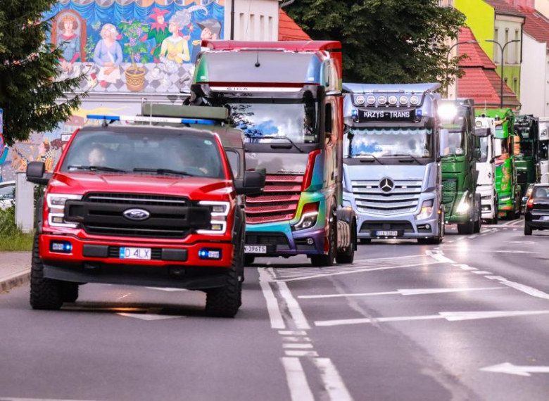 Powiatowo-Gminny Rajd Rowerowy z finałem u Drogowych Mikołajów w Ciechowie