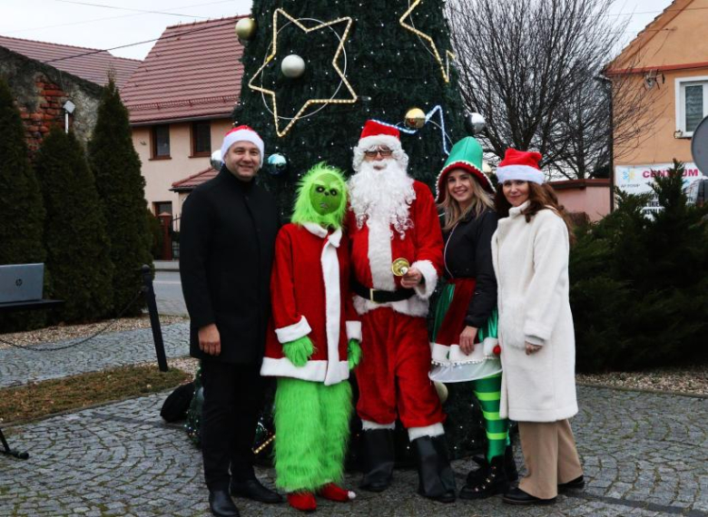 Uroczyste rozświetlenie świątecznej choinki