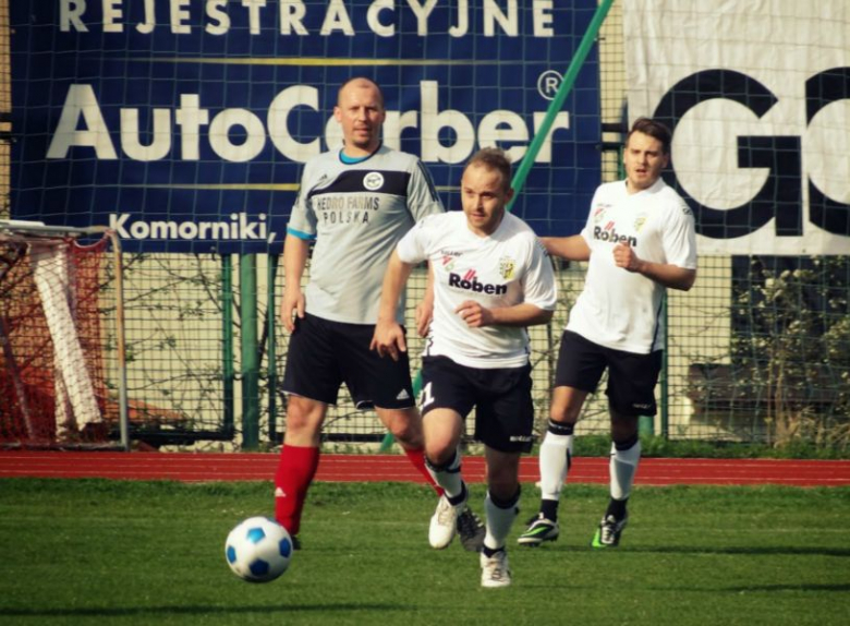 Średzianie tylko zremisowali 1:1 z Orłem Sadków, choć do przerwy prowadzili 1:0 po golu Marcina Kula