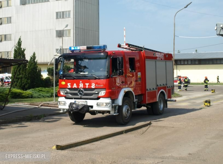 Ćwiczenia straż pożarnych w Ujeździe Górnym