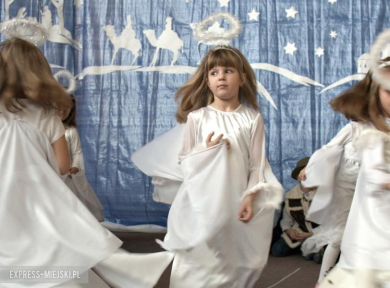 Przedszkolaki z Przedszkola "Pod Topolą" w Środzie Śląskiej