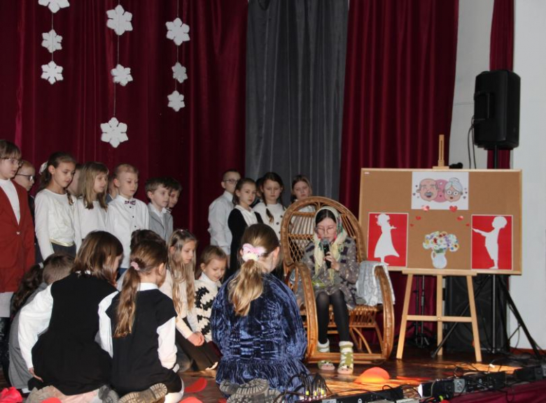 Dzień Babci i Dziadka w Gminnym Ośrodku Kultury w Kostomłotach