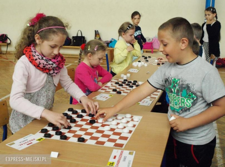 Turniej warcabowy w Rakoszycach