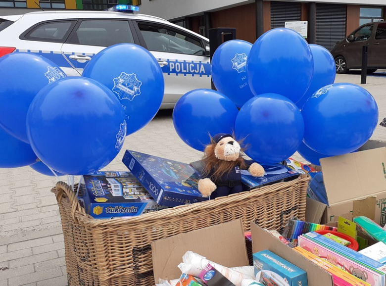 Pracownicy socjalni i policjanci wsparli Przylądek Nadziei we Wrocławiu
