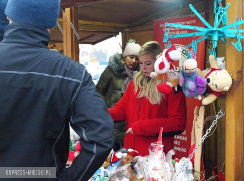 Świąteczny jarmark bożonarodzeniowy