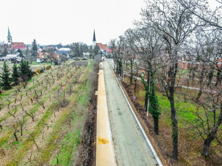 Przebudowa drogi w toku