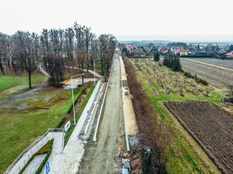 Przebudowa drogi w toku