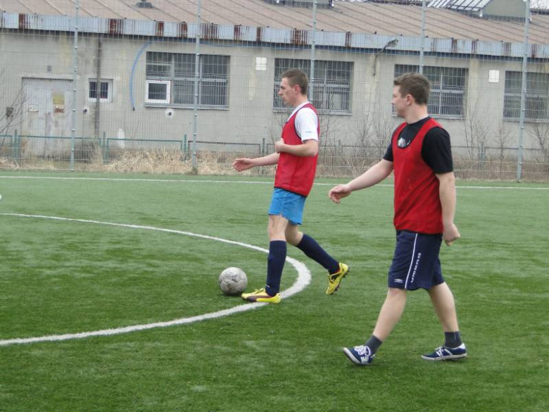 Wiosenny turniej piłki nożnej i siatkowej PZSP nr 2 w Środzie Śląskiej