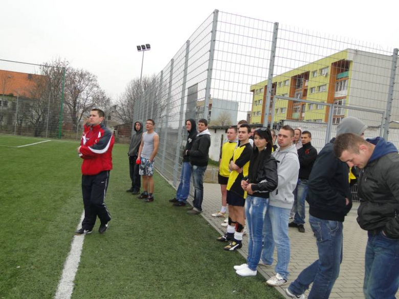 Wiosenny turniej piłki nożnej i siatkowej PZSP nr 2 w Środzie Śląskiej