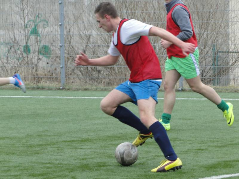 Wiosenny turniej piłki nożnej i siatkowej PZSP nr 2 w Środzie Śląskiej