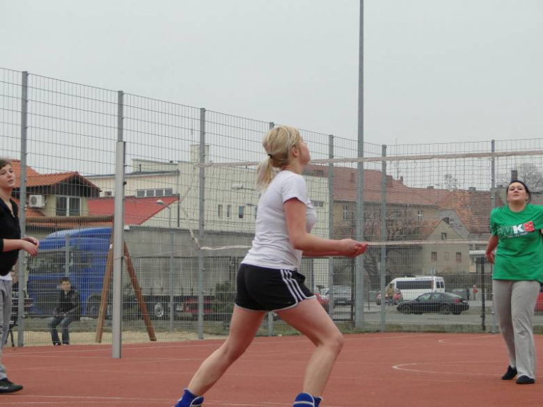 Wiosenny turniej piłki nożnej i siatkowej PZSP nr 2 w Środzie Śląskiej