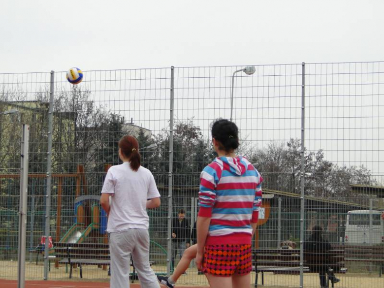 Wiosenny turniej piłki nożnej i siatkowej PZSP nr 2 w Środzie Śląskiej