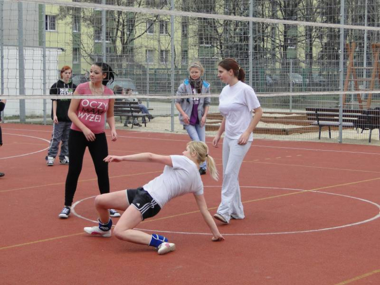 Wiosenny turniej piłki nożnej i siatkowej PZSP nr 2 w Środzie Śląskiej