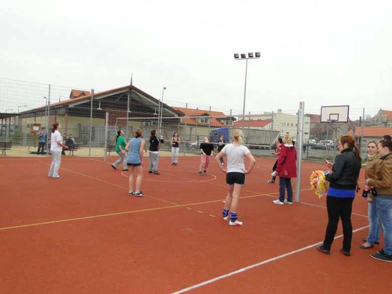Wiosenny turniej piłki nożnej i siatkowej PZSP nr 2 w Środzie Śląskiej