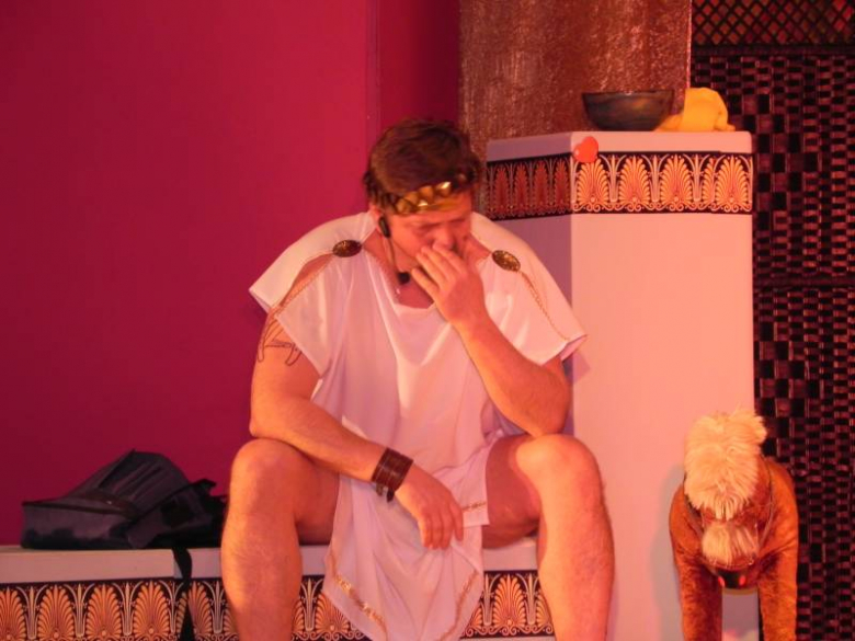 Bogowie na scenie średzkiej