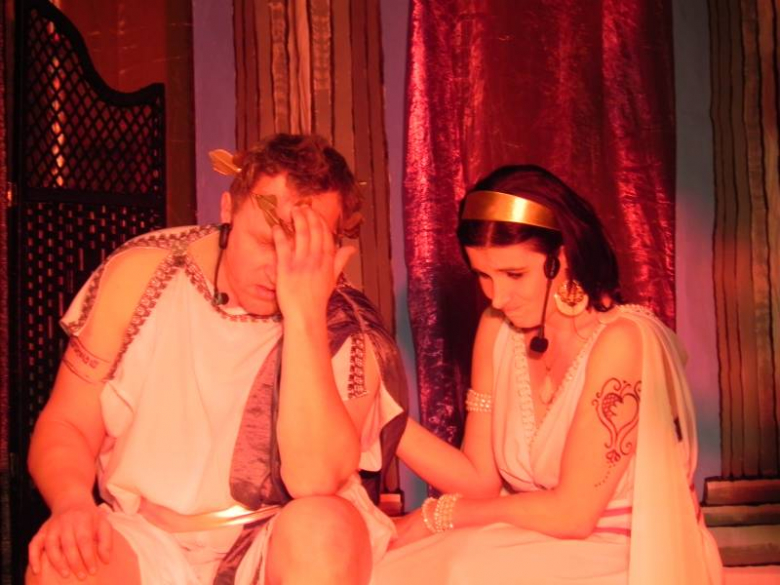 Bogowie na scenie średzkiej