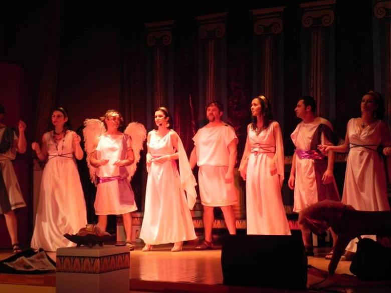 Bogowie na scenie średzkiej