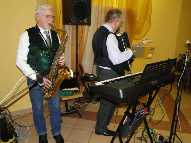 Karnawałowy bal emerytów w Środzie Śląskiej