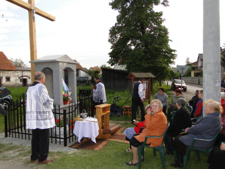 Nowa kapliczka w Jastrzębcach